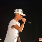 Devinho Novaes leva milhares de foliões ao delírio na 29ª Festa do Cavalo 95