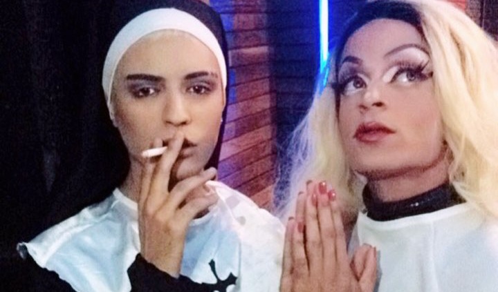 Cantor gospel que assumiu ser homossexual lança clipe vestido de freira Cantor gospel que assumiu ser homossexual lança clipe vestido de freira 6