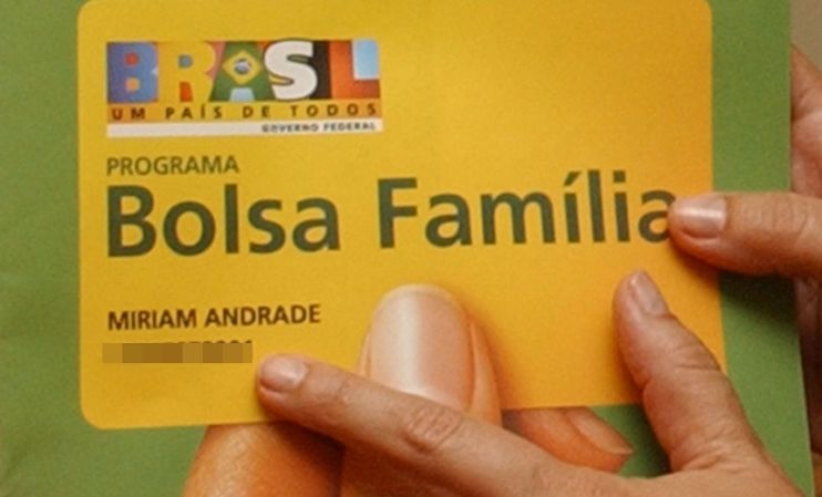 Governo federal publica decreto com reajuste de 5,67% para o Bolsa Família 4