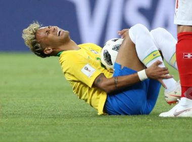 Bar no Rio de Janeiro vai oferecer bebida grátis a cada queda de Neymar contra Sérvia 10