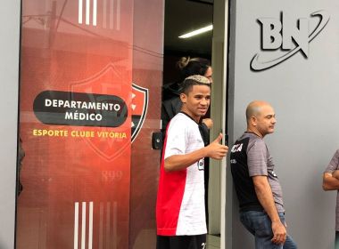 Vitória anuncia contratação do atacante Erick 11