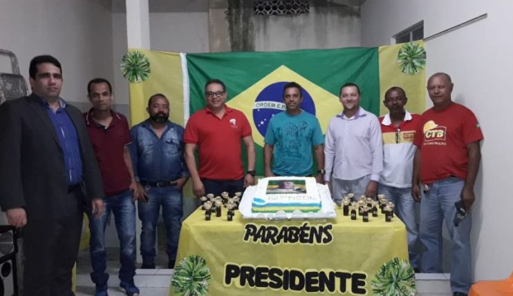 Eunápolis: SITTICOM tem novo Presidente eleito em chapa única Eunápolis: SITTICOM tem novo Presidente eleito em chapa única 12