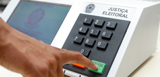 91,8% dos brasileiros não confiam na segurança das urnas eletrônicas, diz pesquisa 11