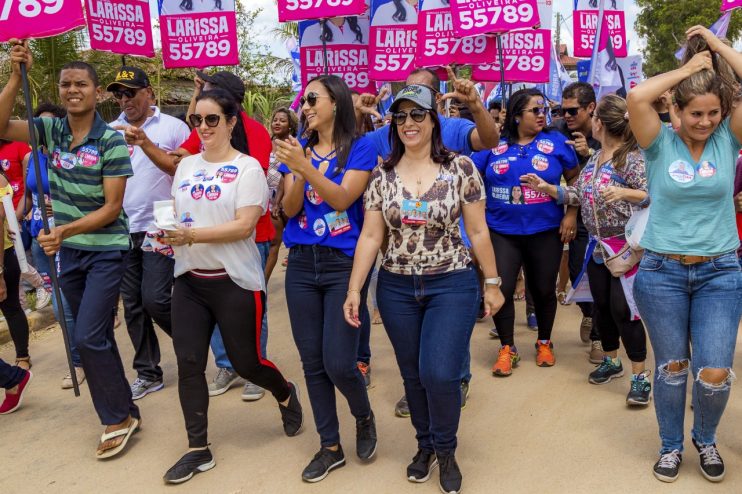 Urnas no sul da Bahia registram desempenho sofrível da paraquedista Larissa Oliveira 13