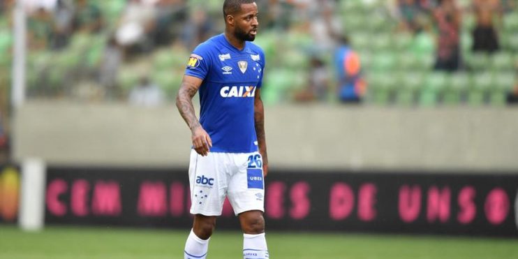 Após vitória no clássico, Dedé garante permanência no Cruzeiro em 2019 7