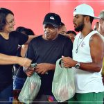PREFEITURA DE ITAGIMIRIM DISTRIBUI MAIS DE 4 TONELADAS DE FRANGO E GARANTE A CEIA DO NATAL DOS MORADORES DE ITAGIMIRIM 16
