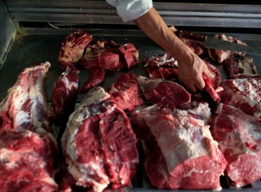 Mundo tem que reduzir consumo de carne para alimentar 10 bilhões em 2050 Mundo tem que reduzir consumo de carne para alimentar 10 bilhões em 2050 9