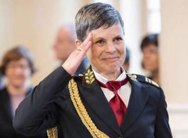 Eslovênia terá primeira mulher à frente do Exército na história 4