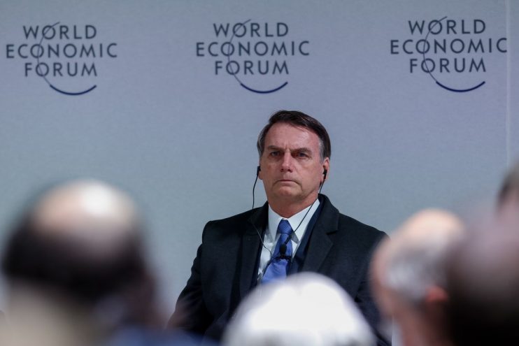 Bolsonaro diz que Flávio deve “pagar o preço” caso as irregularidades sejam comprovadas 4
