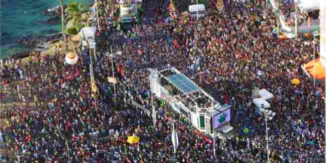Banda gospel envergonha evangélicos e faz show no carnaval de Salvador 8