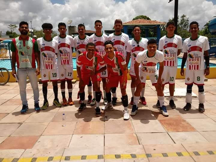 Vôlei Futuro prepara atletas para representar Porto Seguro na região 12