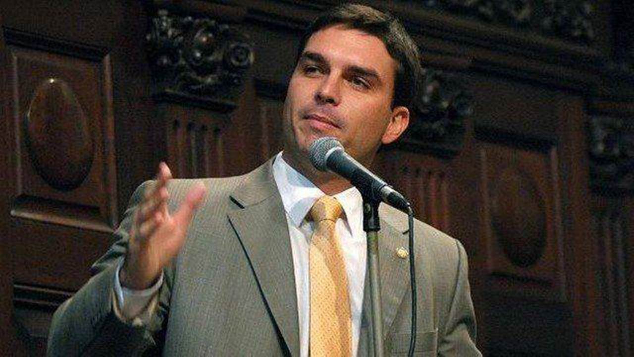 PEC sobre desapropriação de propriedade privada "quer apenas evitar arbitrariedades e injustiças" nos processos, diz senador 4