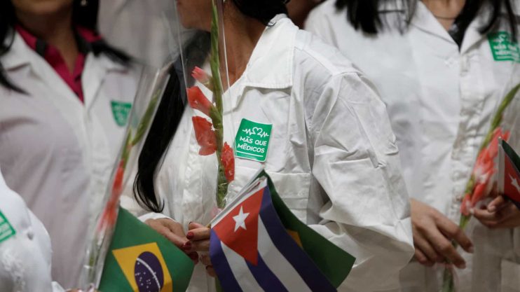Bolsonaro sobre médicos cubanos: muitos deles eram agentes 5