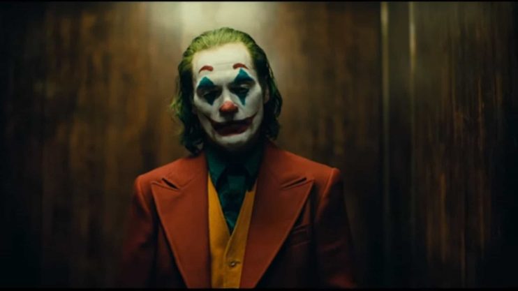 Mais real, mais assustador. O novo trailer de 'Joker' está aí 12