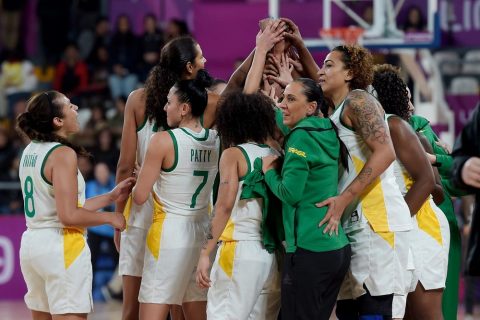 Seleção Brasileira Feminina de basquete vence Estados Unidos e conquista ouro após 28 anos 5