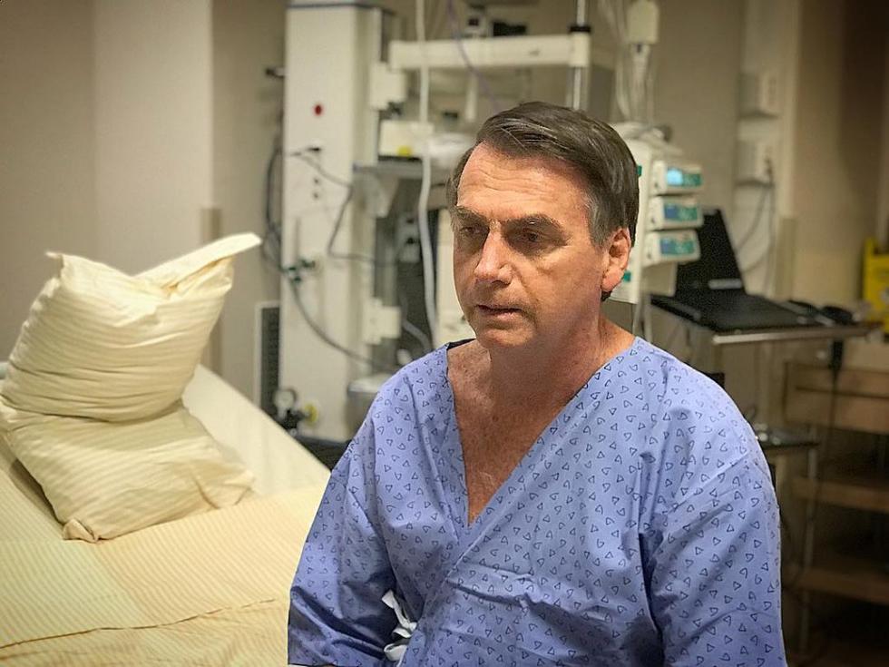 Cirurgia de Bolsonaro é concluída com sucesso após cinco horas 31