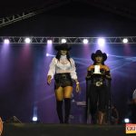 Canavieiras: Yara Silva abriu a primeira noite da 3ª edição da Cavalgada das Mulheres 300