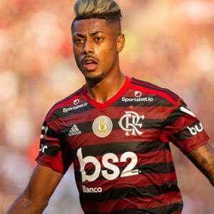 Flamengo amassa o Corinthians e fica mais perto do título 99