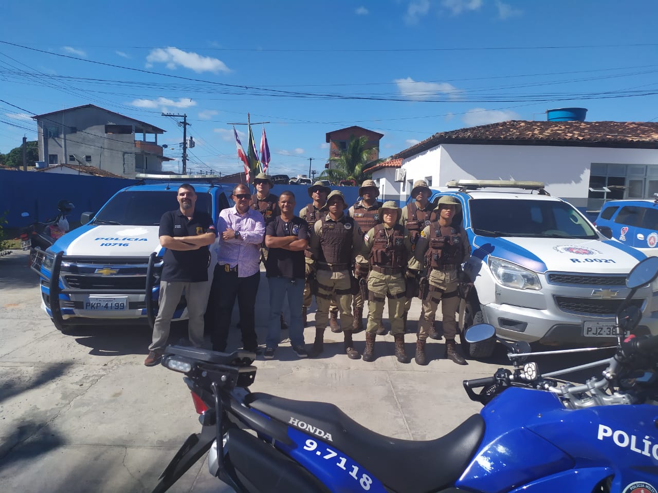 POLÍCIA CIVIL E POLÍCIA MILITAR REALIZAM OPERAÇÃO CONJUNTA EM CANAVIEIRAS 25