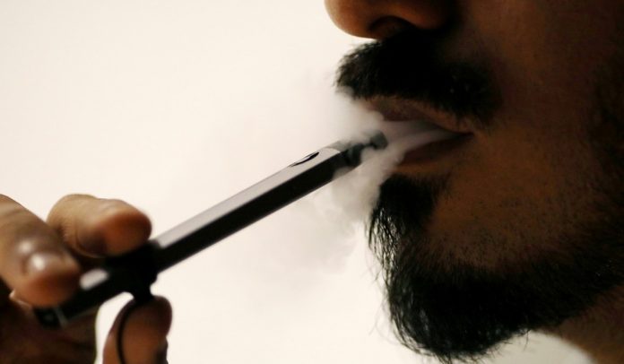 Primeira morte atribuída ao uso do cigarro eletrônico é registrada na Bélgica 4