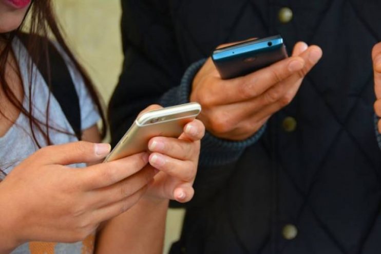 ALBA aprova projeto que coloca fim à validade do crédito de celulares pré-pagos 4