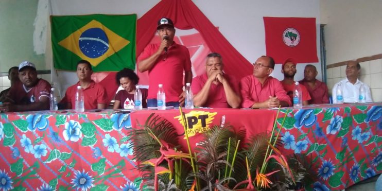 Executiva e Diretório do PT de Itabela tomam posse; Deputado critica prefeito e declara oposição ferrenha 10