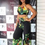 Eunápolis: Nem mesmo a chuva conseguiu tirar o brilho do 4º Desfile Primavera Verão da Milly Modas 45