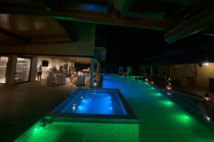 Festa é encerrada pela polícia em condomínio de luxo em Trancoso 6