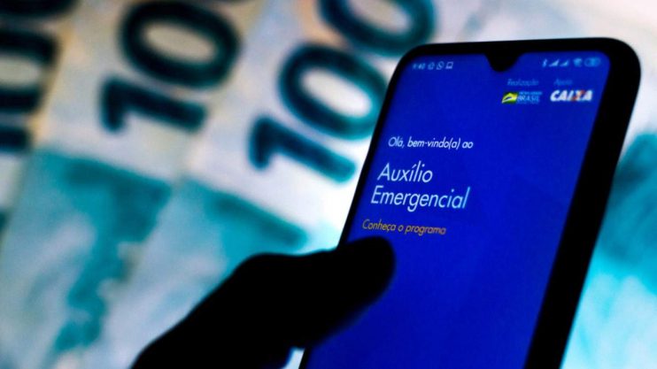 Governo vai cobrar auxílio emergencial indevido de 2,6 milhões de brasileiros por SMS 6