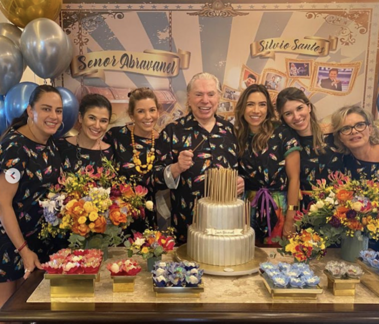 Família faz festa do pijama para os 90 anos de Silvio Santos 4