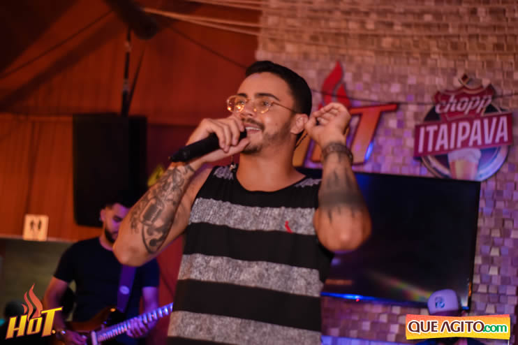 Eunápolis: Noite de sexta muito agitada com Júlio Cardozzo na Hot 12