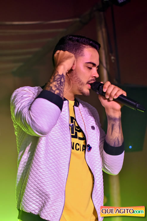 Julio Cardozzo retorna aos palcos e contagia público da Hot 127