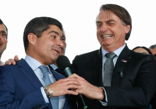 ACM Neto e Bolsonaro se reúnem fora da agenda em Brasília, diz CNN 11