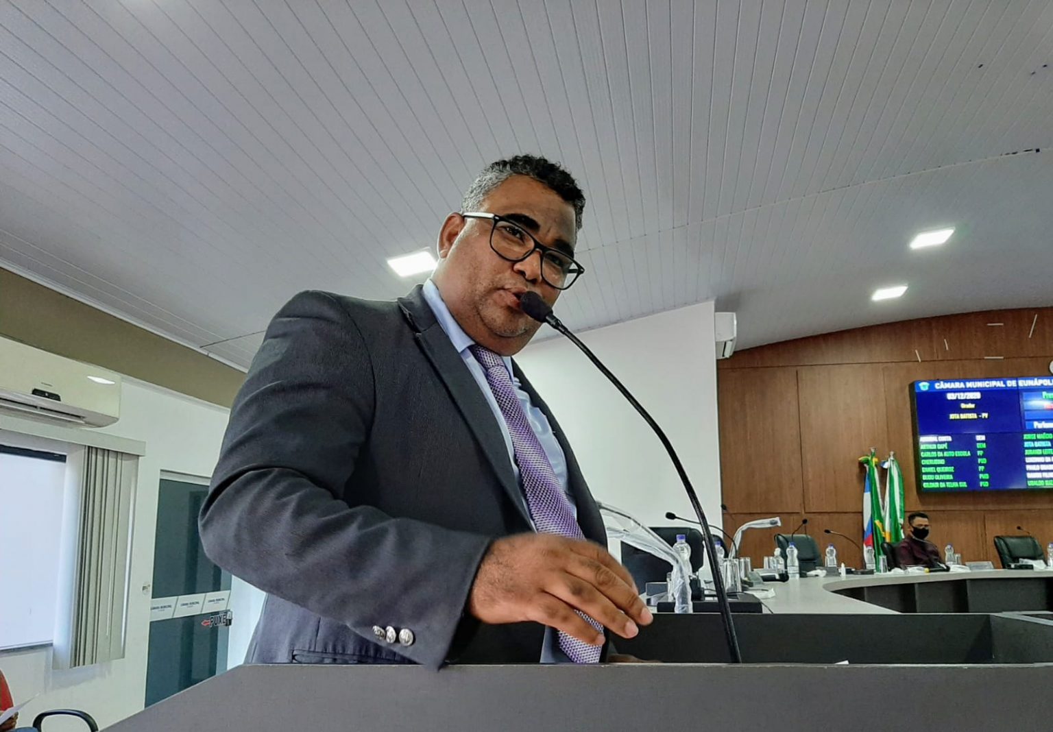 Vereador quer tornar obrigatório uso do Kit Covid na rede pública de Eunápolis Vereador quer tornar obrigatório uso do Kit Covid na rede pública de Eunápolis 5