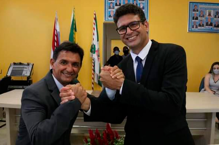 Belmonte: Posse de Bebeto e Flavielle, e Luluca presidente da câmara consolida vontade do povo Belmonte: Posse de Bebeto e Flavielle, e Luluca presidente da câmara consolida vontade do povo 4