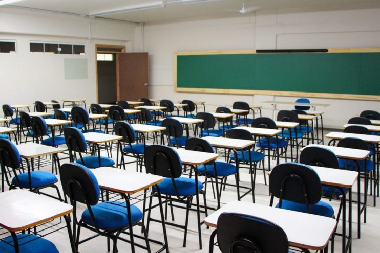 Prefeitura apresenta o plano de retomada às aulas ao Conselho Municipal de Educação, em Eunápolis 12