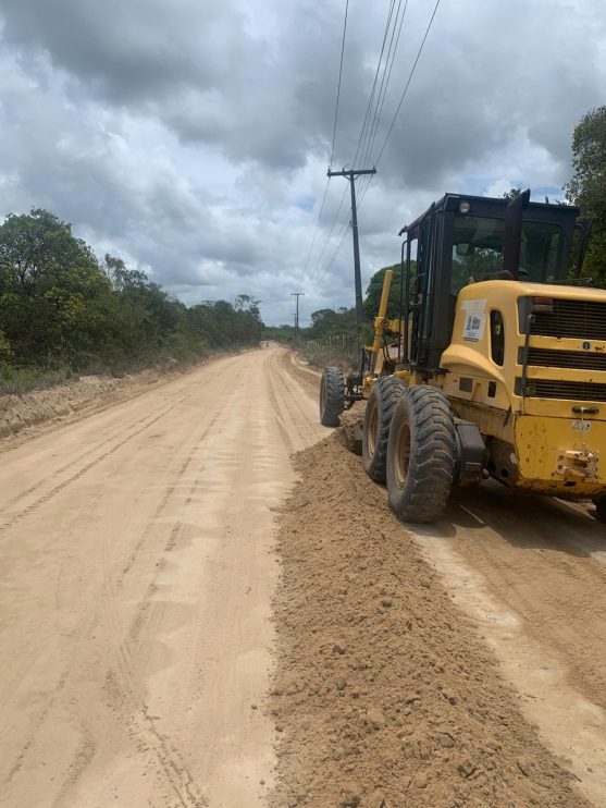 Prefeitura realiza manutenção na estrada que liga de Arraial e Trancoso, Orla Sul de Porto Seguro 7