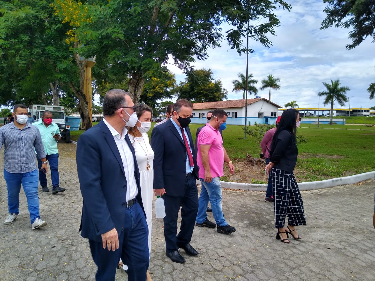 Eunápolis - Representantes do Ministério Público do Trabalho são recebidos pela prefeita Cordélia em visita ao CCZ 26