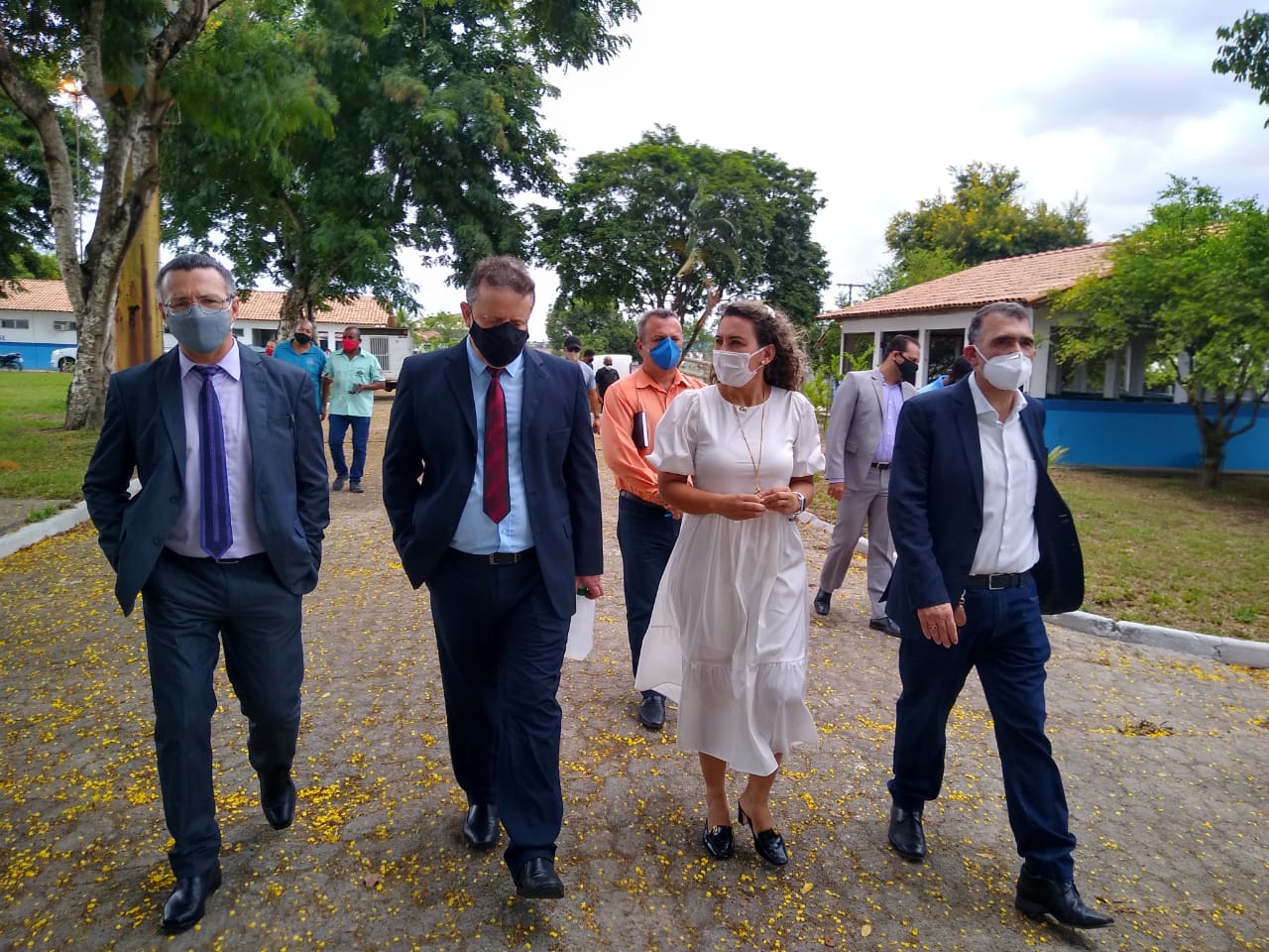 Eunápolis - Representantes do Ministério Público do Trabalho são recebidos pela prefeita Cordélia em visita ao CCZ 28