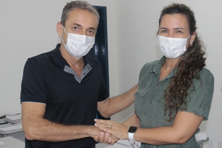 Prefeitura de Eunápolis inicia tratativas para instalação de Centro de Distribuição e mais 2 lojas da Farmácia Indiana, em Eunápolis 8