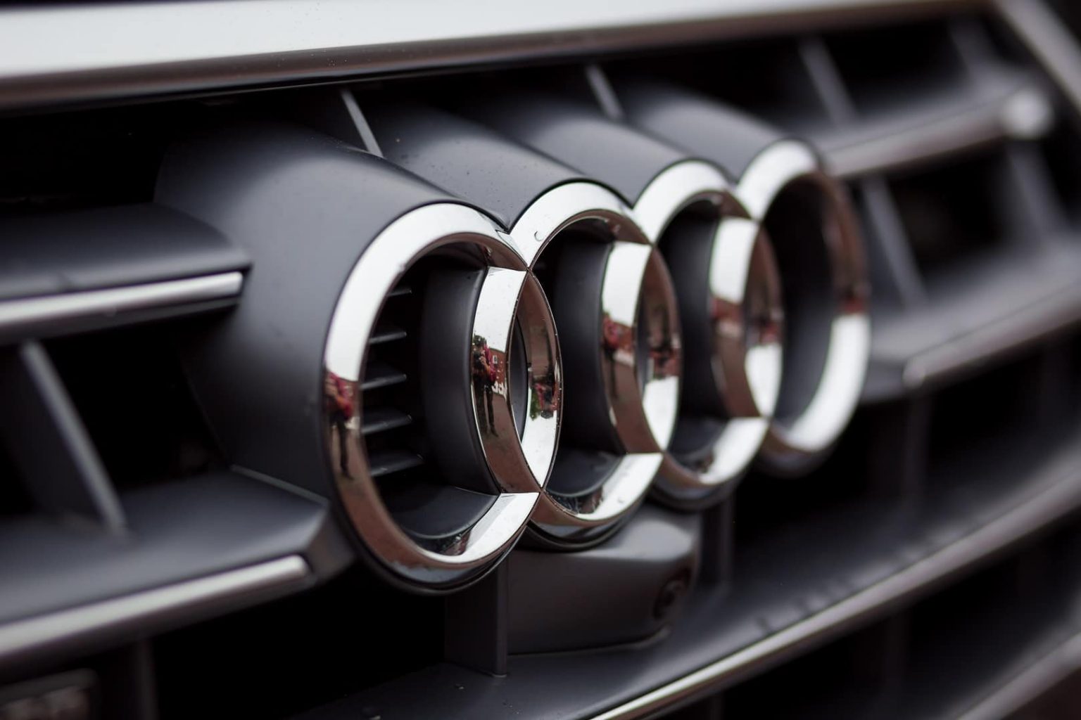 Após Ford e Mercedes, Audi paralisa a produção de seus carros no Brasil 9
