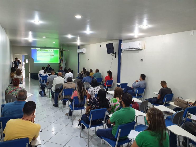 Treinamento de novo sistema tributário é elogiado por profissionais e entidades, em Eunápolis 13