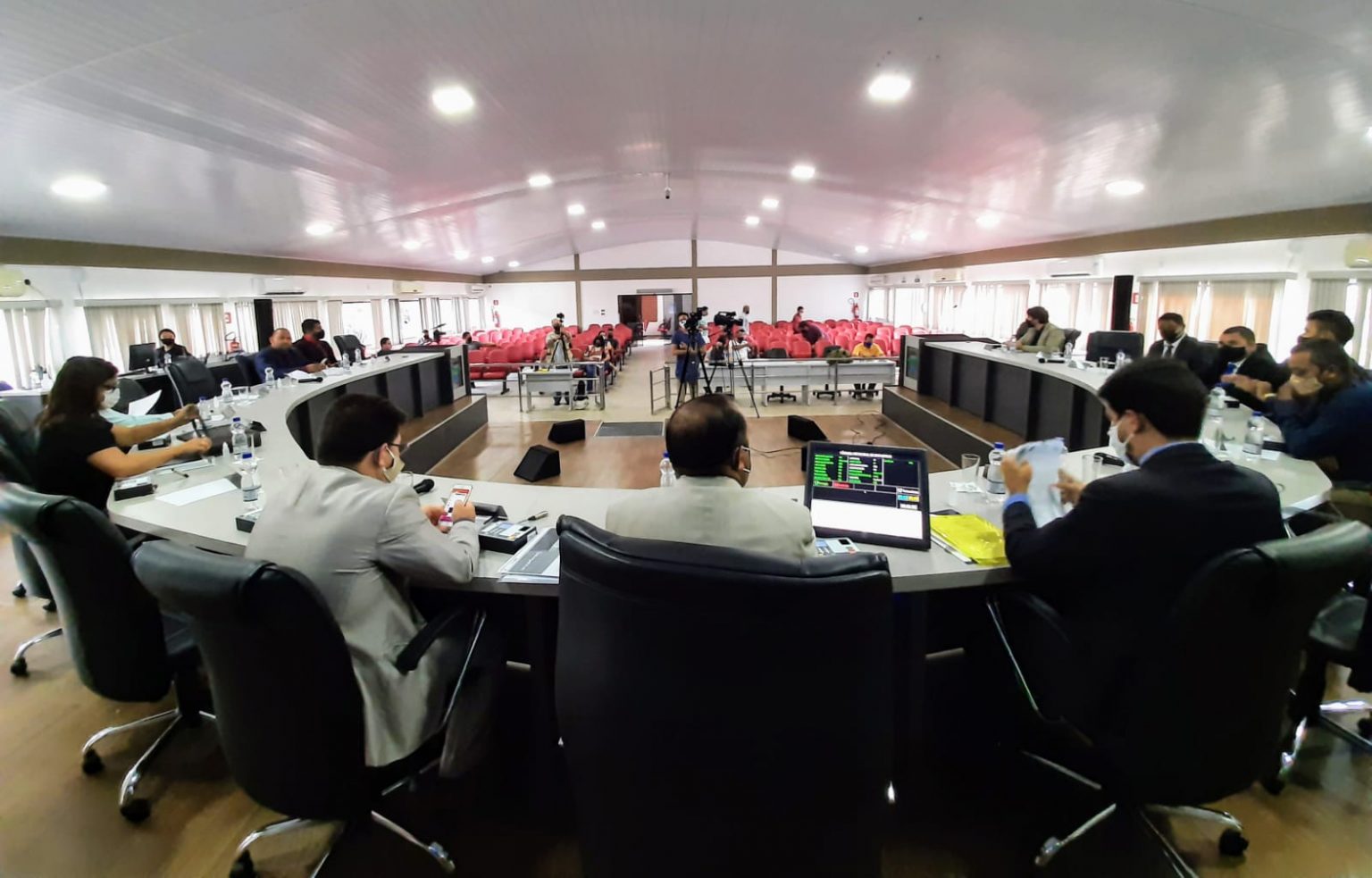 Câmara de Vereadores autoriza a participação de Eunápolis no Consórcio da Policlínica Câmara de Vereadores autoriza a participação de Eunápolis no Consórcio da Policlínica 11