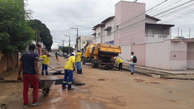 Prefeitura de Eunápolis inicia operação tapa-buracos 4
