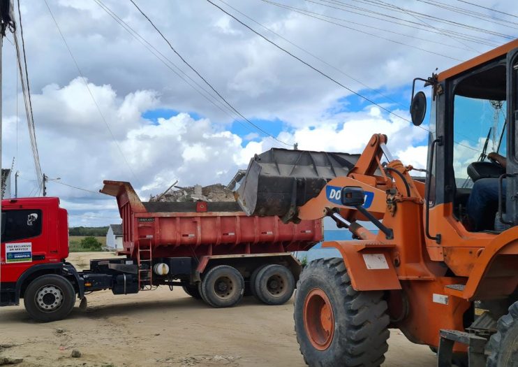 Moradores do Dinah Borges elogiam ação de limpeza "Bota-Fora" 8