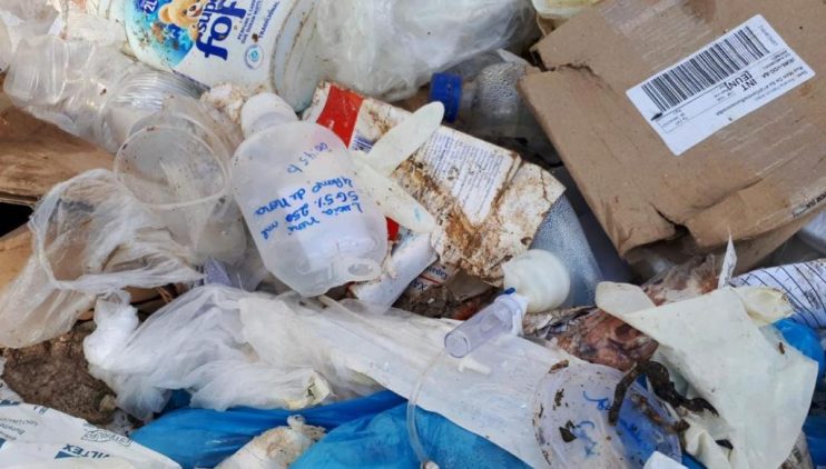 Hospital do Covid descarta lixo hospitalar misturado ao lixo comum 9