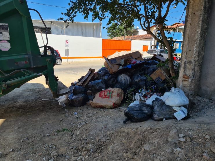 Prefeitura de Eunápolis notifica hospital que cometeu crime ambiental e sanitário ao descartar lixo hospitalar de modo inadequado 113