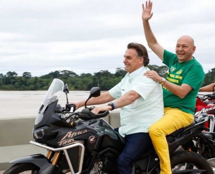 Favorecendo mais um grupo de apoiadores, Bolsonaro faz pressão pela isenção de pedágio para motociclistas 12