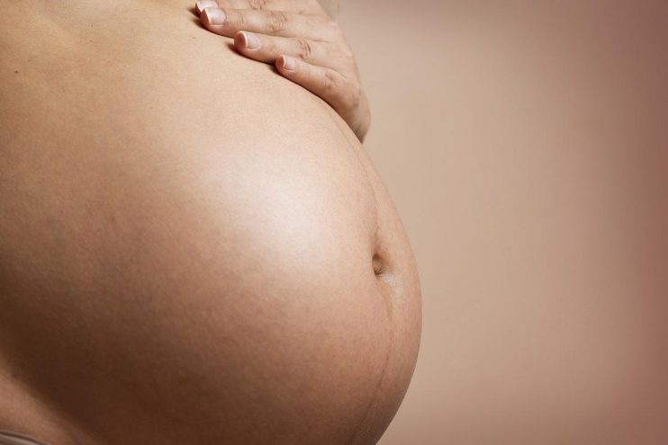 Anvisa manda suspender uso da vacina de Oxford em grávidas após duas mortes 112