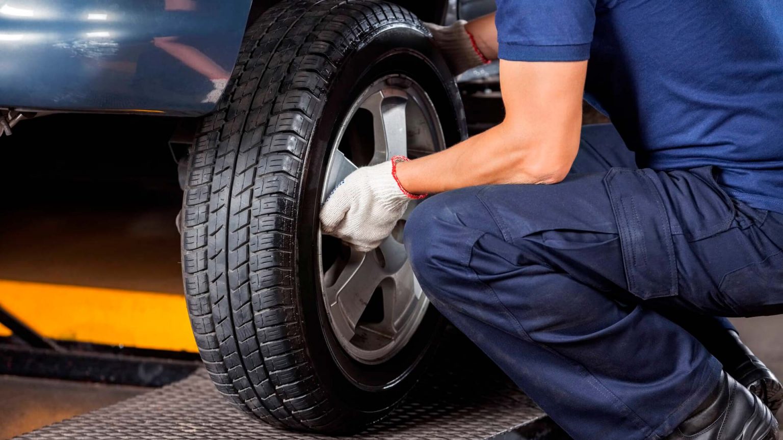 Troca de pneu: 5 erros que você precisa evitar em emergências e na oficina 13